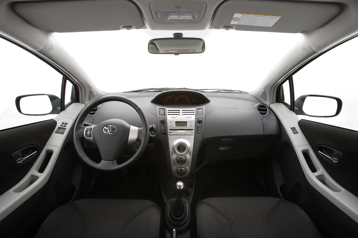 Zdjęcie Toyota Yaris 1.0 - co ile wymiana rozrządu, aby uniknąć kosztownych napraw