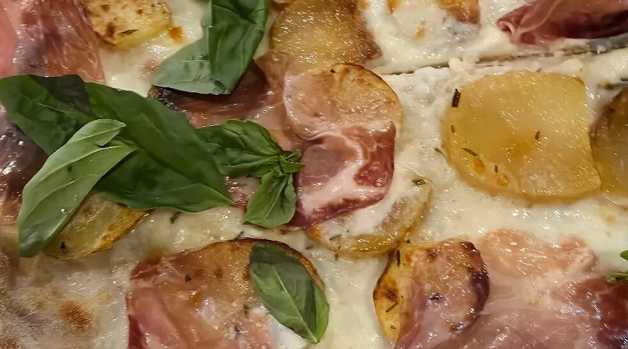 Bacilicò Pizza & Hamburger Giardini Naxos esterno