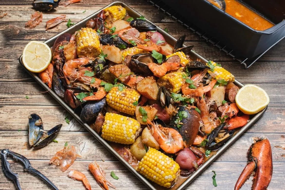 grillowane owoce morza i owoce