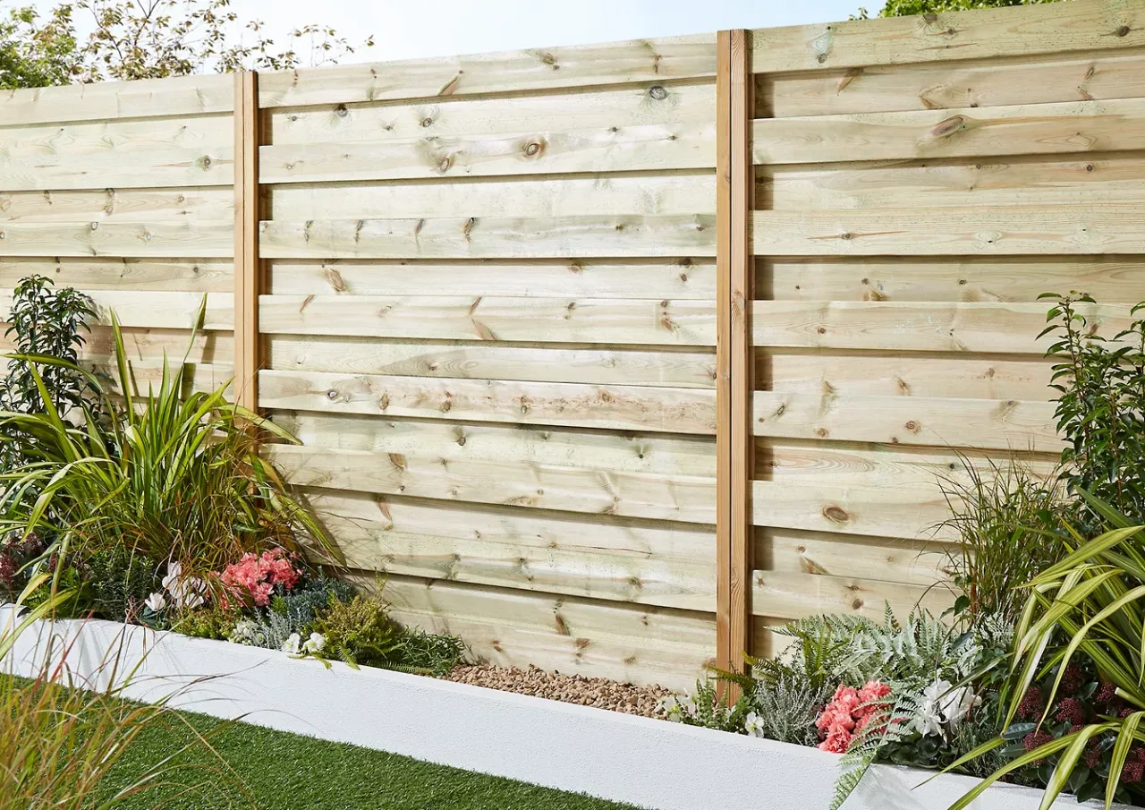 Prawidłowa impregnacja płotu drewnianego