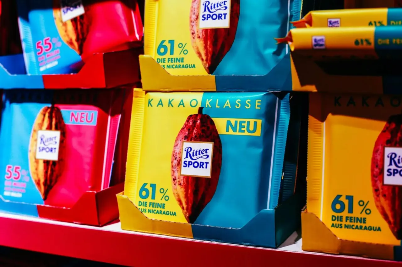 Różnorodne niemieckie słodycze: Haribo, Ritter Sport, Milka