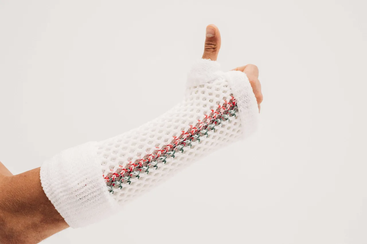 Zdjęcie Gips syntetyczny: Gdzie kupić? Zastosowanie i zalety reagipsu