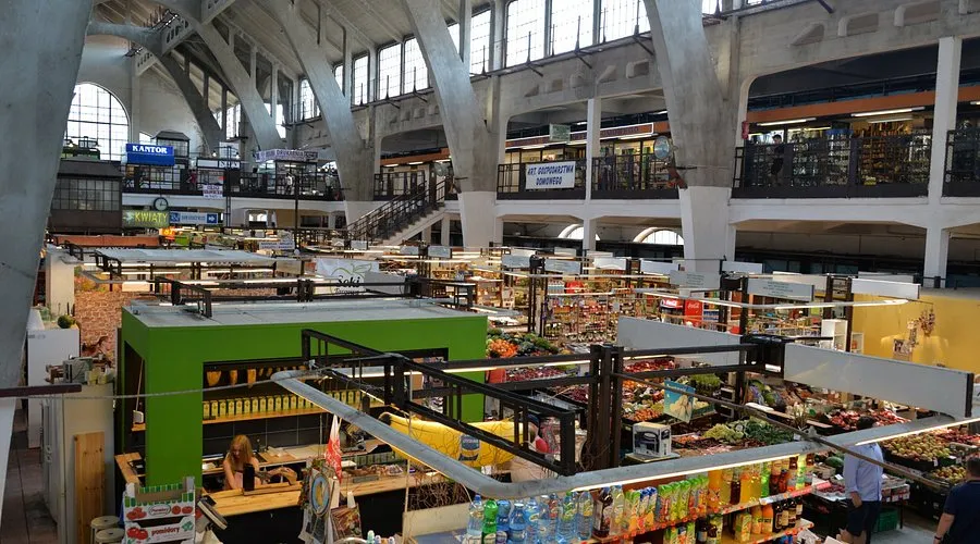 Wrocław street food Hala Targowa