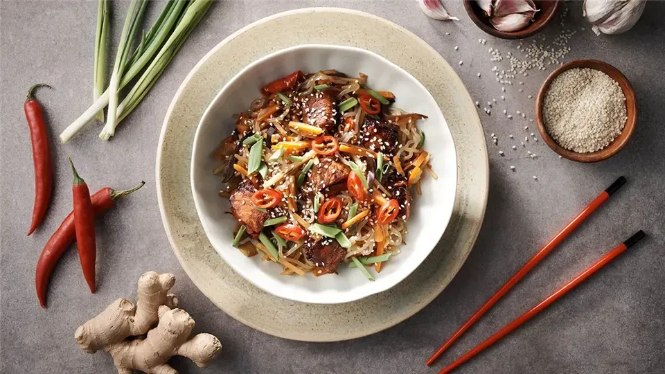 makaron konjac stir-fry