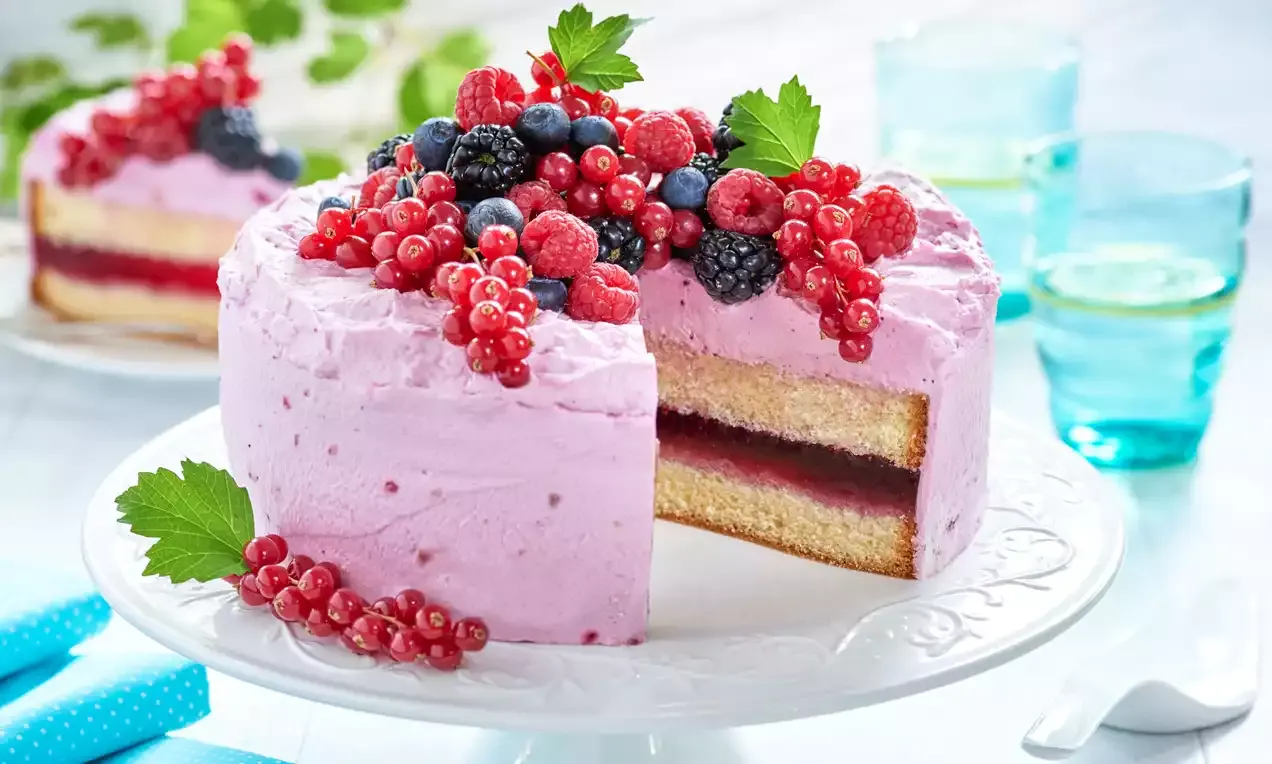 składniki do ubijania śmietany z galaretką