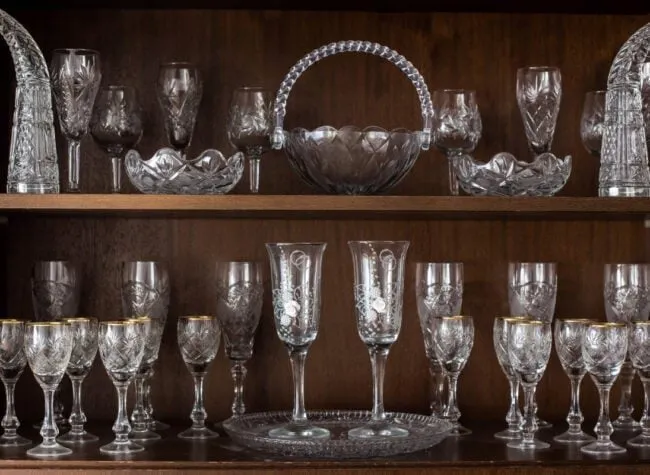 por&oacute;wnanie szkła kryształowego i krystalicznego