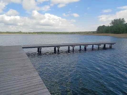 Jezioro Krasne plaża pomost kąpielisko