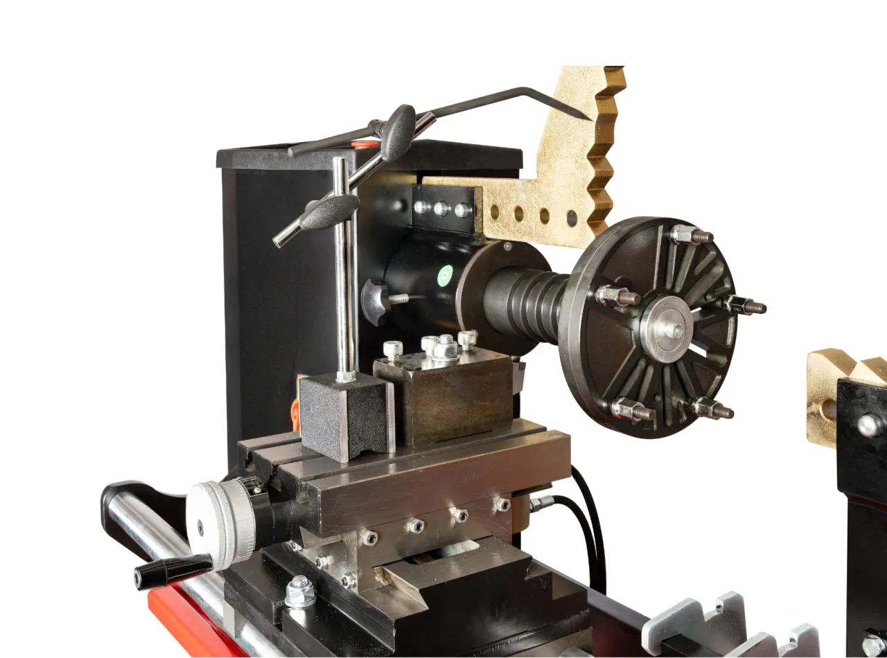 prostowanie felg maszyna hydrauliczna