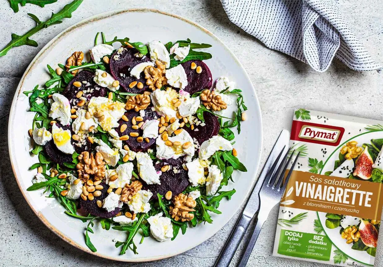Sałatka z serem kozim i burakiem