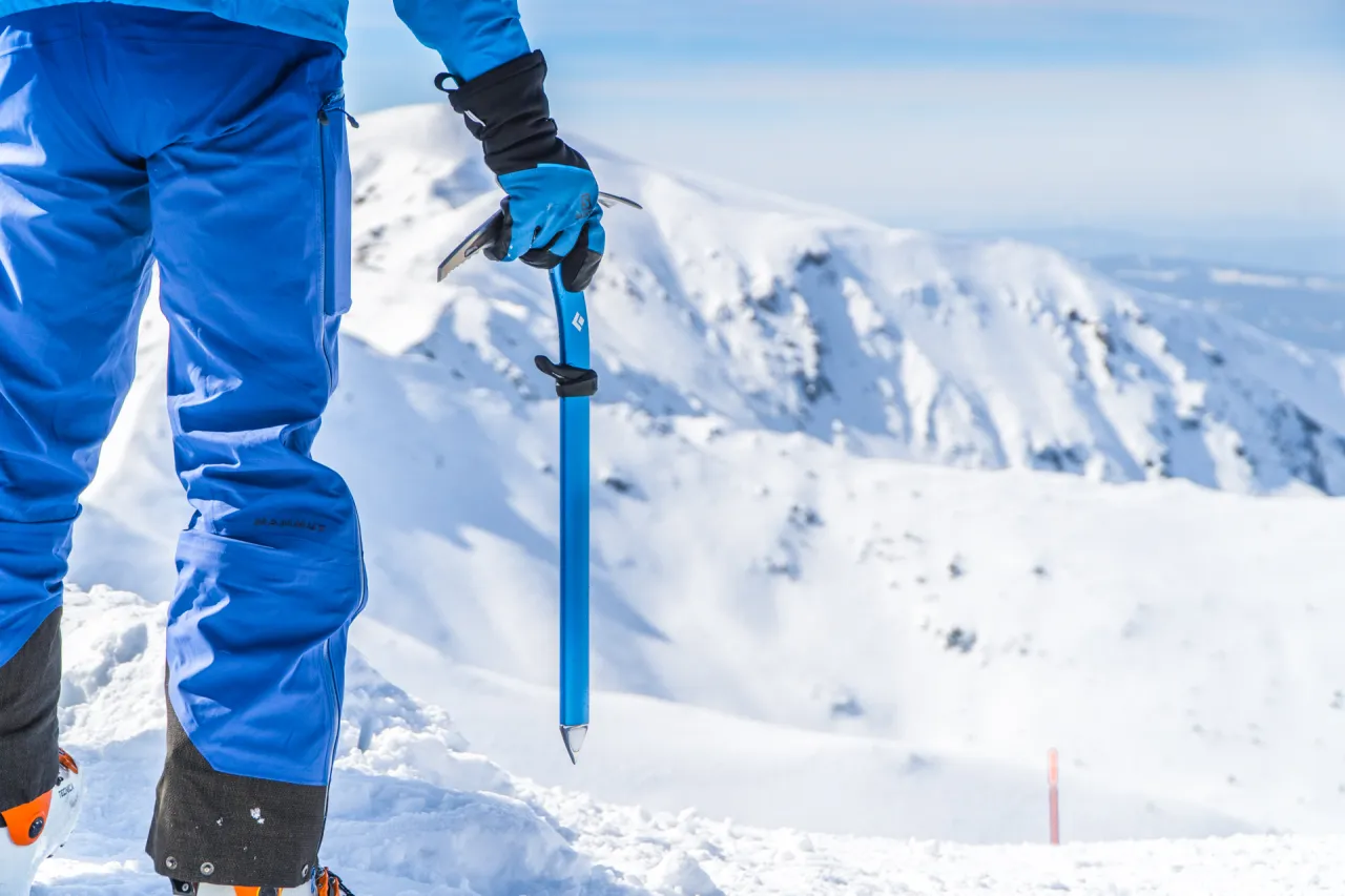 raczki raki czekan zimowy sprzęt turystyczny