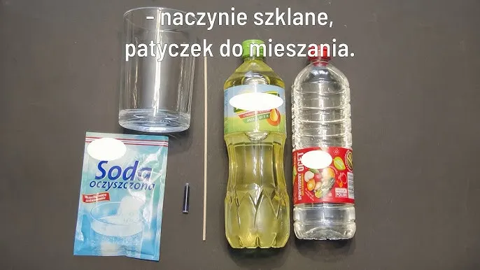 soda oczyszczona i ocet do pieczenia