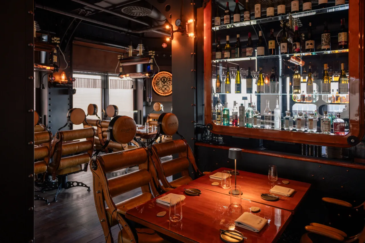 Wodna Wieża Pszczyna restauracja Steampunk wnętrze