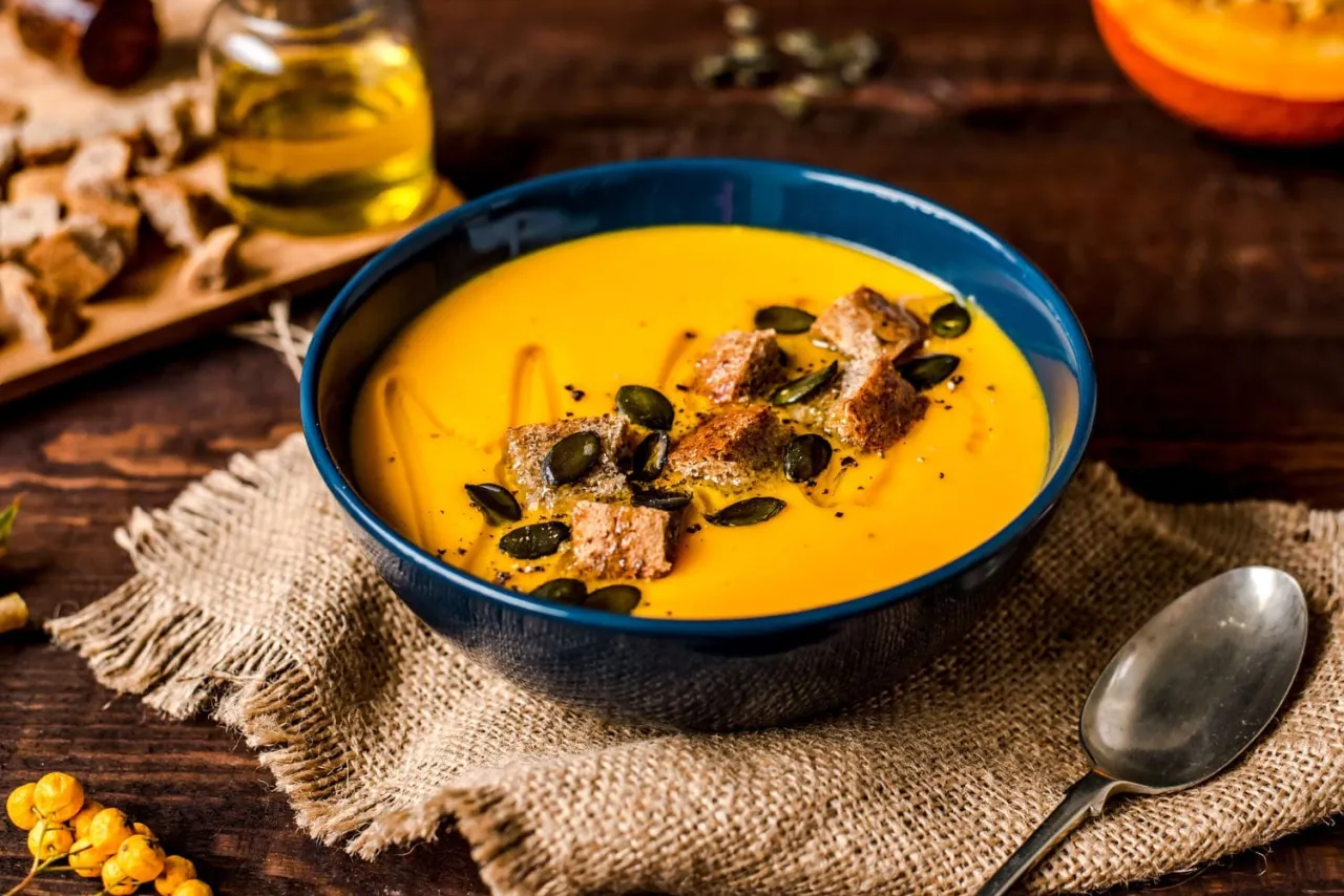 przyprawy do zupy dyniowej, imbir kurkuma curry