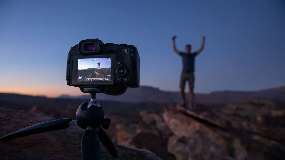 Aparat Canon z ikonami Wi-Fi i Bluetooth