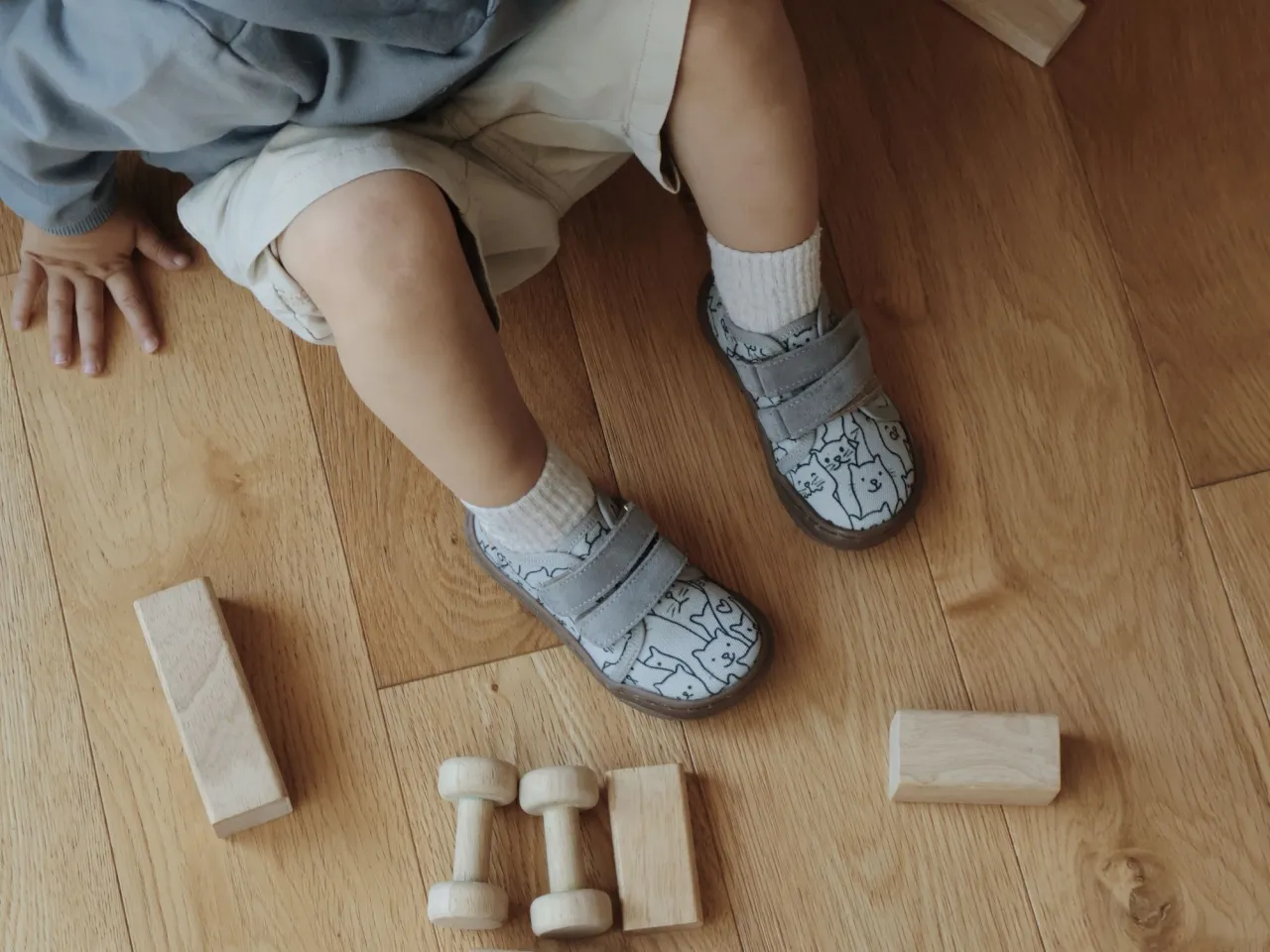 Jak zmierzyć stopę dziecka w domu instrukcja