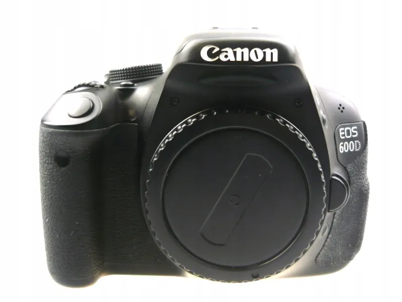 Używana lustrzanka Canon 600D inspekcja