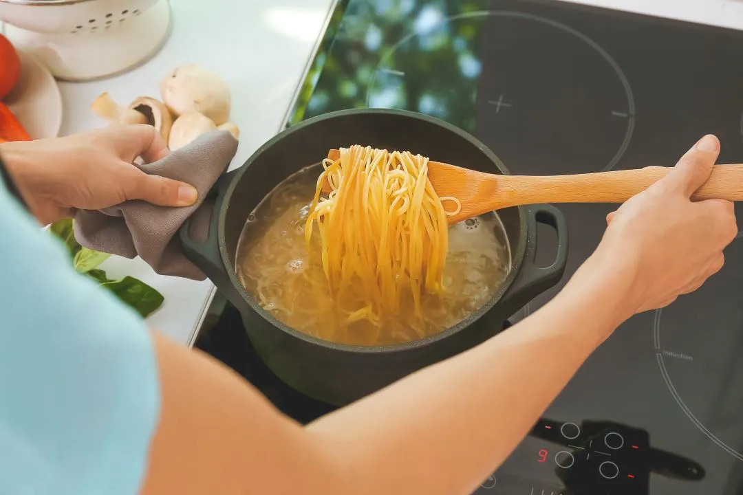 gotowanie makaronu osobno do zupy