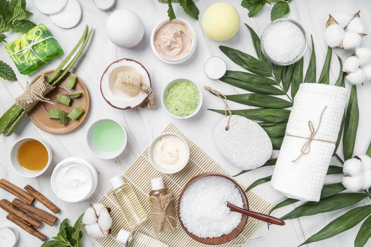 skład INCI kosmetyk&oacute;w, etykieta kosmetyczna