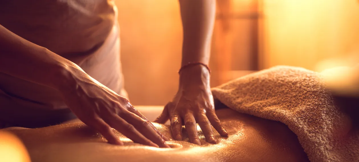 r&oacute;żne rodzaje masażu relaksacyjnego spa