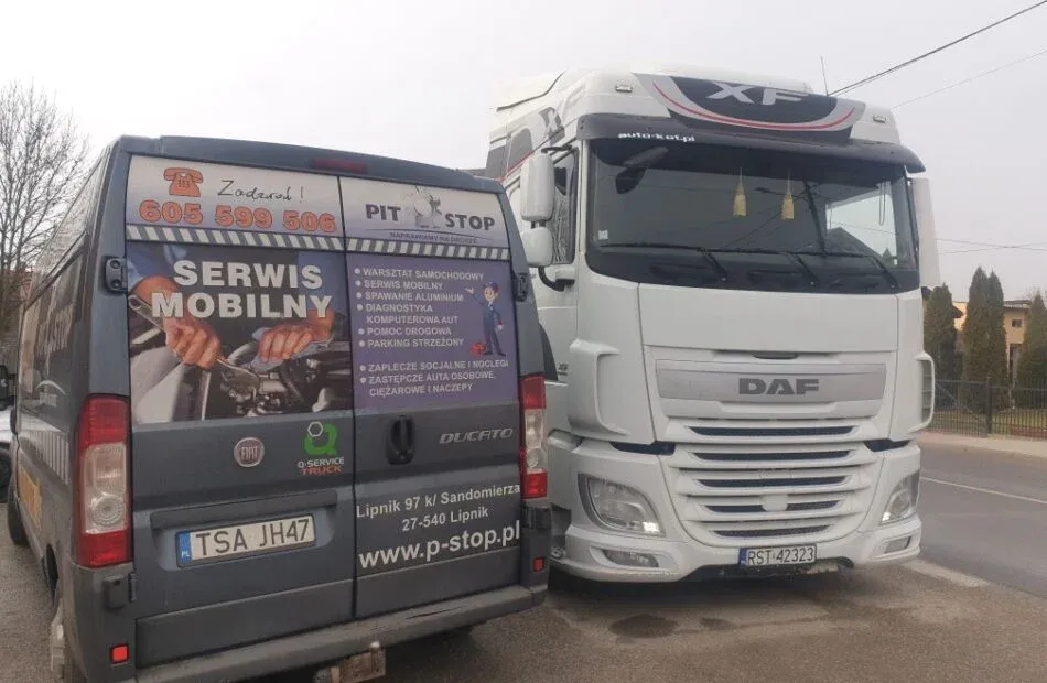 uszkodzony komputer transport