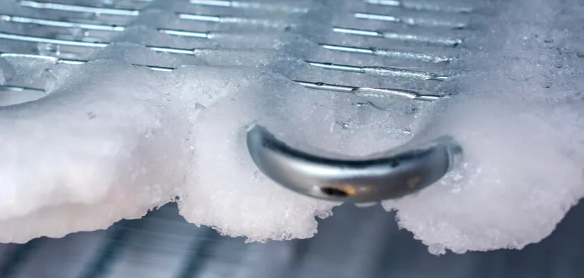 r&oacute;żne metody szybkiego rozmrażania zamrażarki