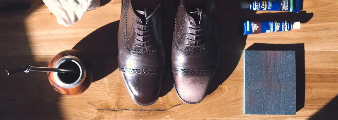 pielęgnacja but&oacute;w sk&oacute;rzanych licowych