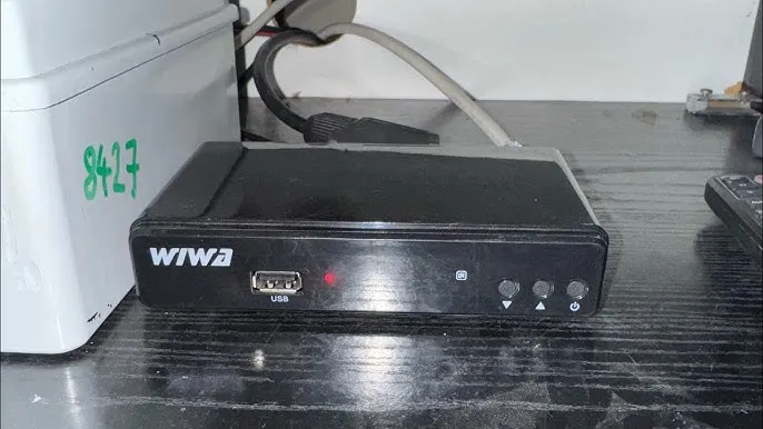 dekoder dvb-t2 hevc podłączenie