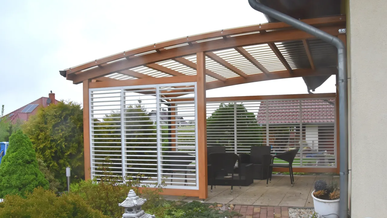 Projekt zadaszenia tarasu poliwęglan