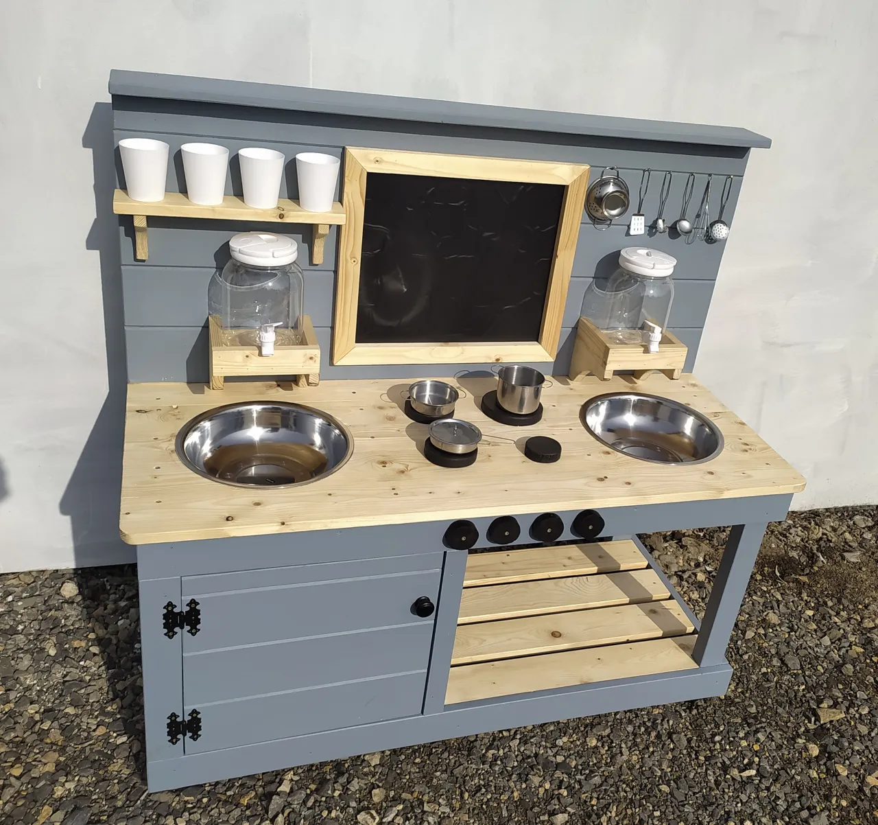 materiały z odzysku na kuchnię błotną