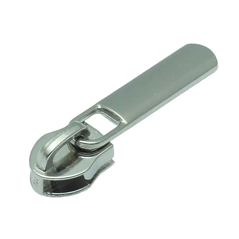 suwak zamka błyskawicznego z bliska