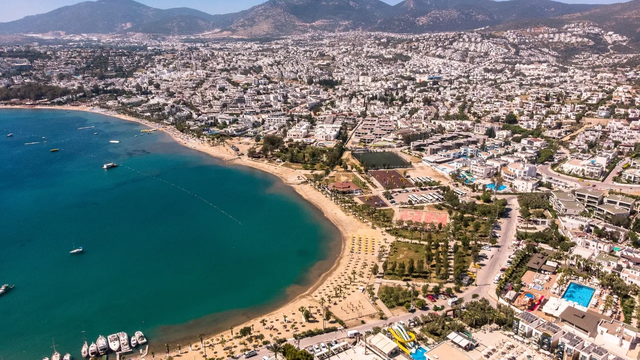 Plaża Gumbet sporty wodne