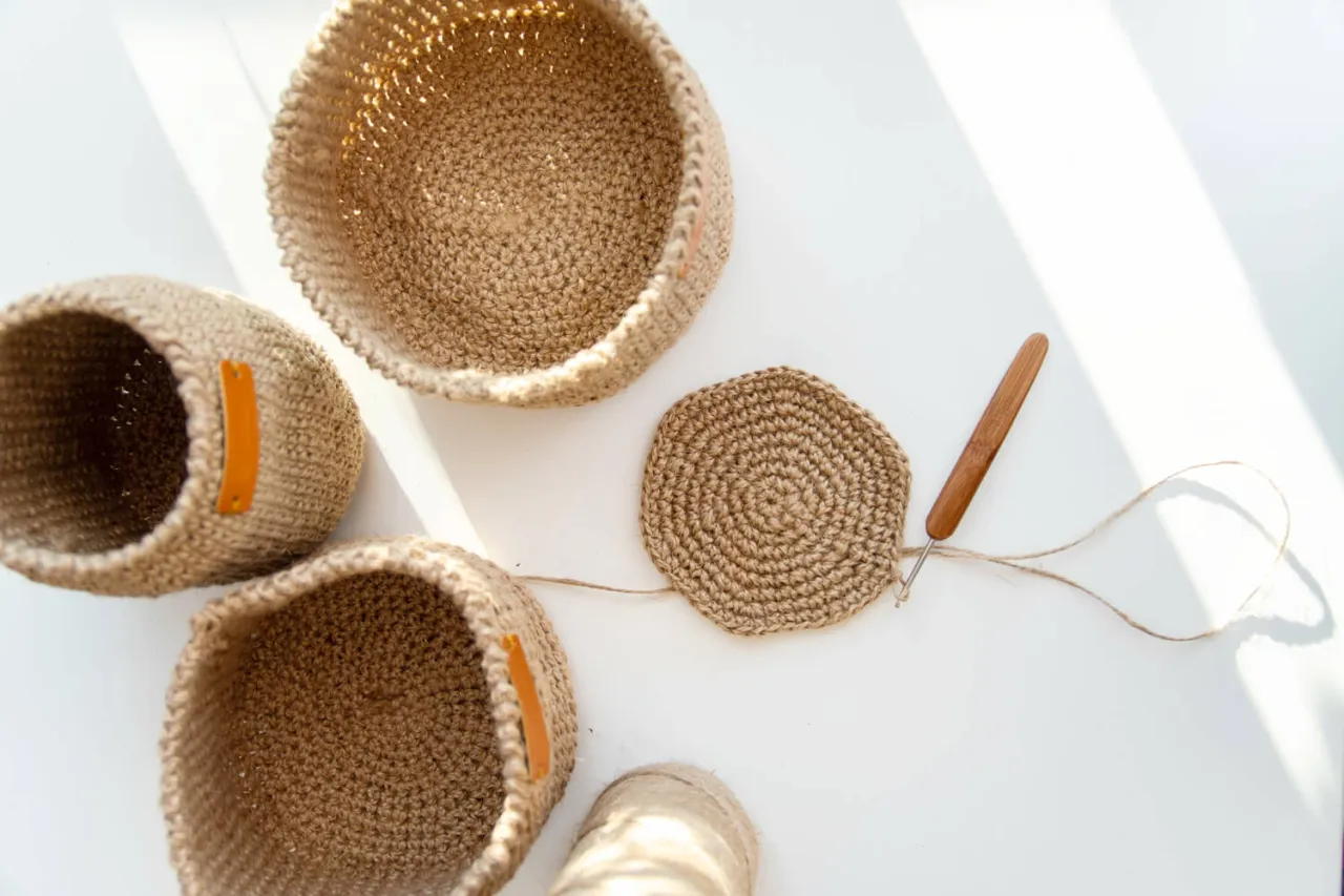 proste ozdoby ze sznurka jutowego dla początkujących