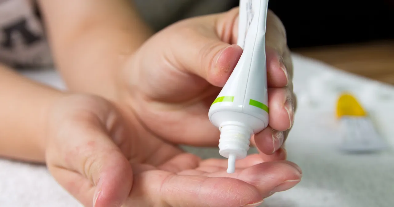 Maść cynkowa opakowanie i konsystencja