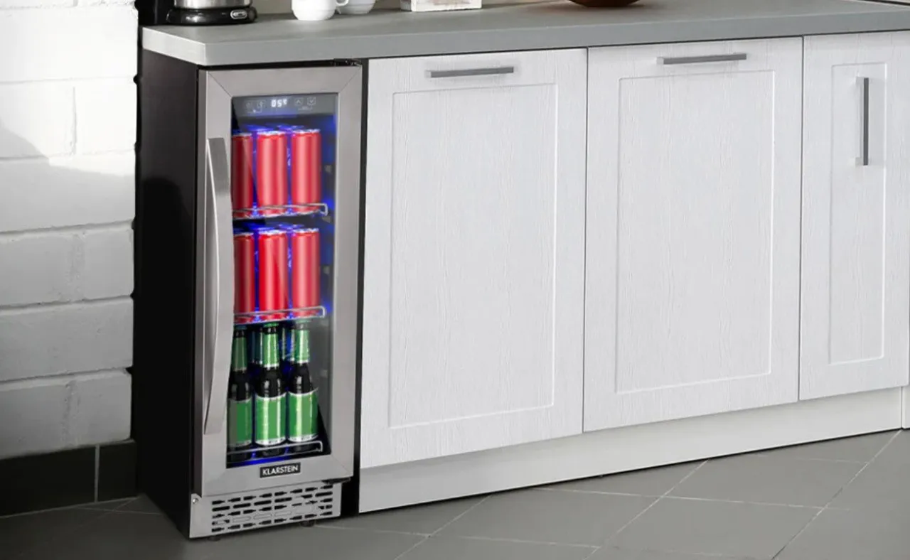 różne typy lodówek na napoje do domu i biura