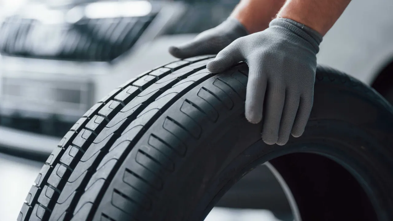 przyczyny ząbkowania opon schemat