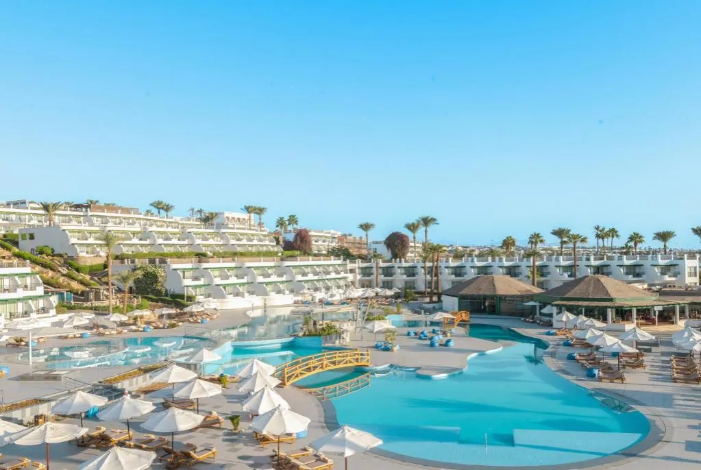 Hilton Sharm Waterfalls Resort baseny widok