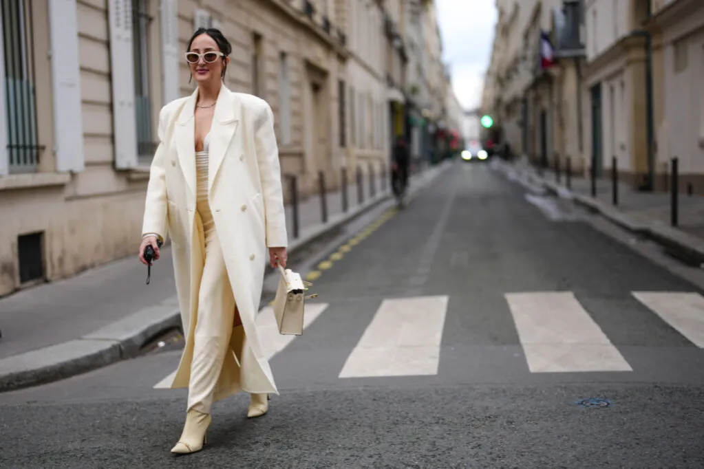 eleganckie stylizacje damskie komunia 2025