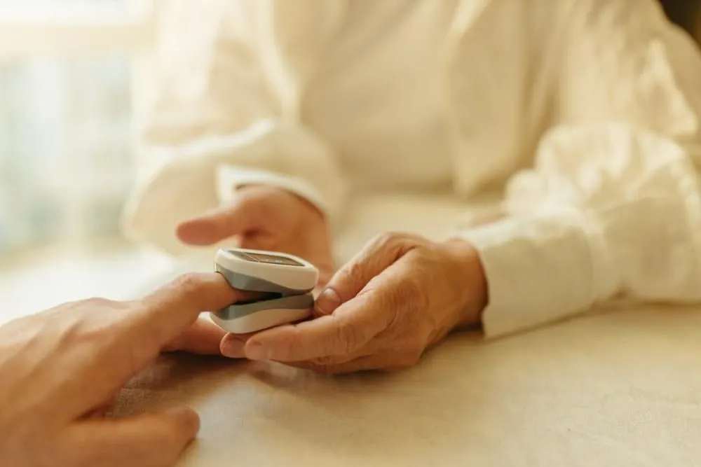 Zdjęcie Wysoki puls: Przyczyny, objawy i kiedy szukać pomocy medycznej