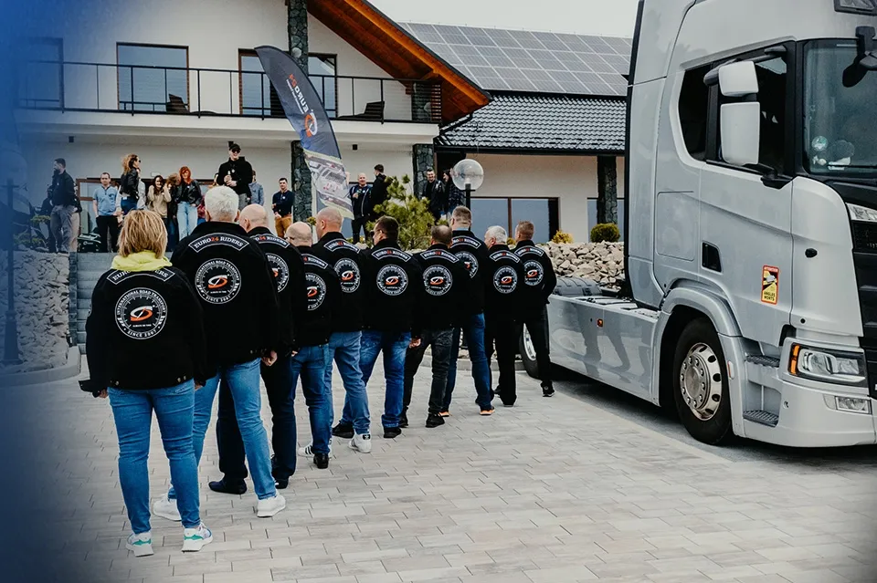 kierowca ciężarówki transport krajowy międzynarodowy