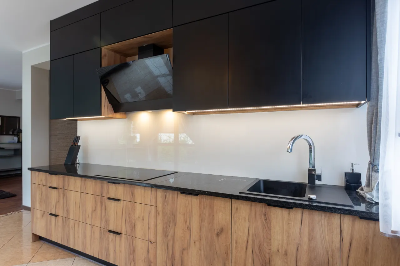 Nowoczesne materiały na blaty i fronty kuchenne