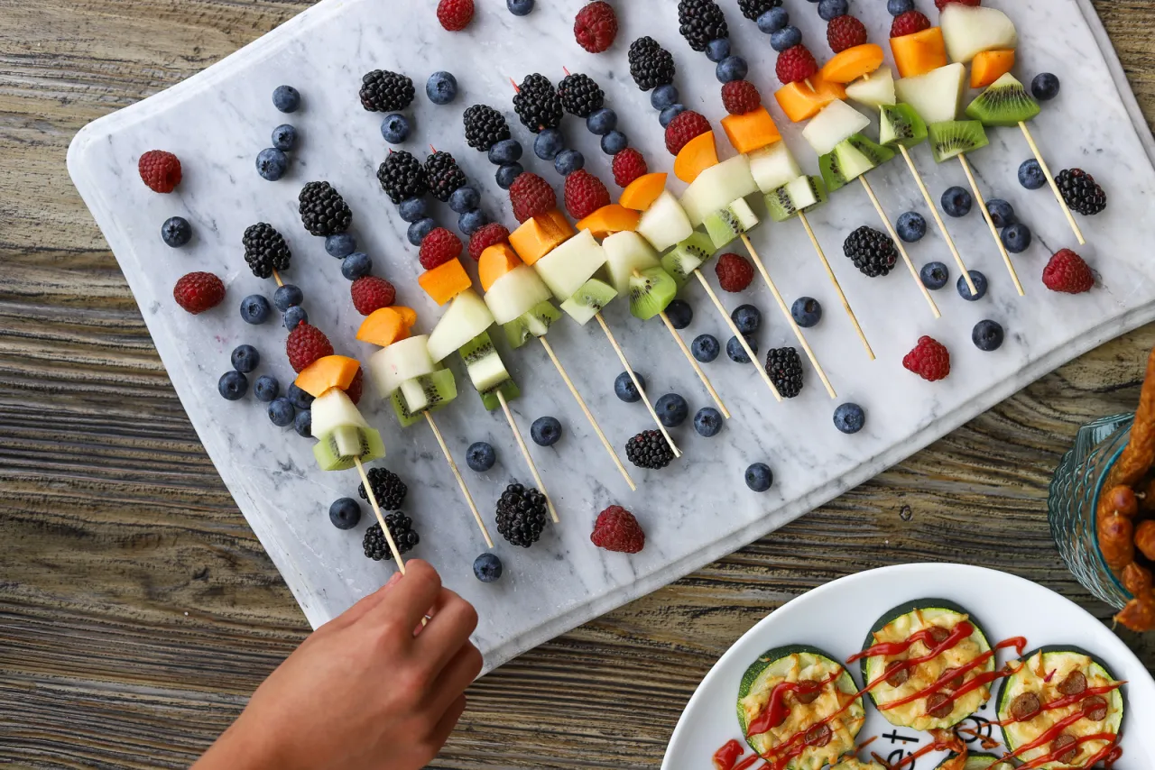 Kreatywne owocowe przekąski dla dzieci