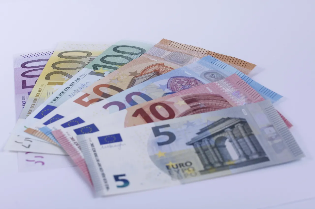 euro w Austrii banknoty monety