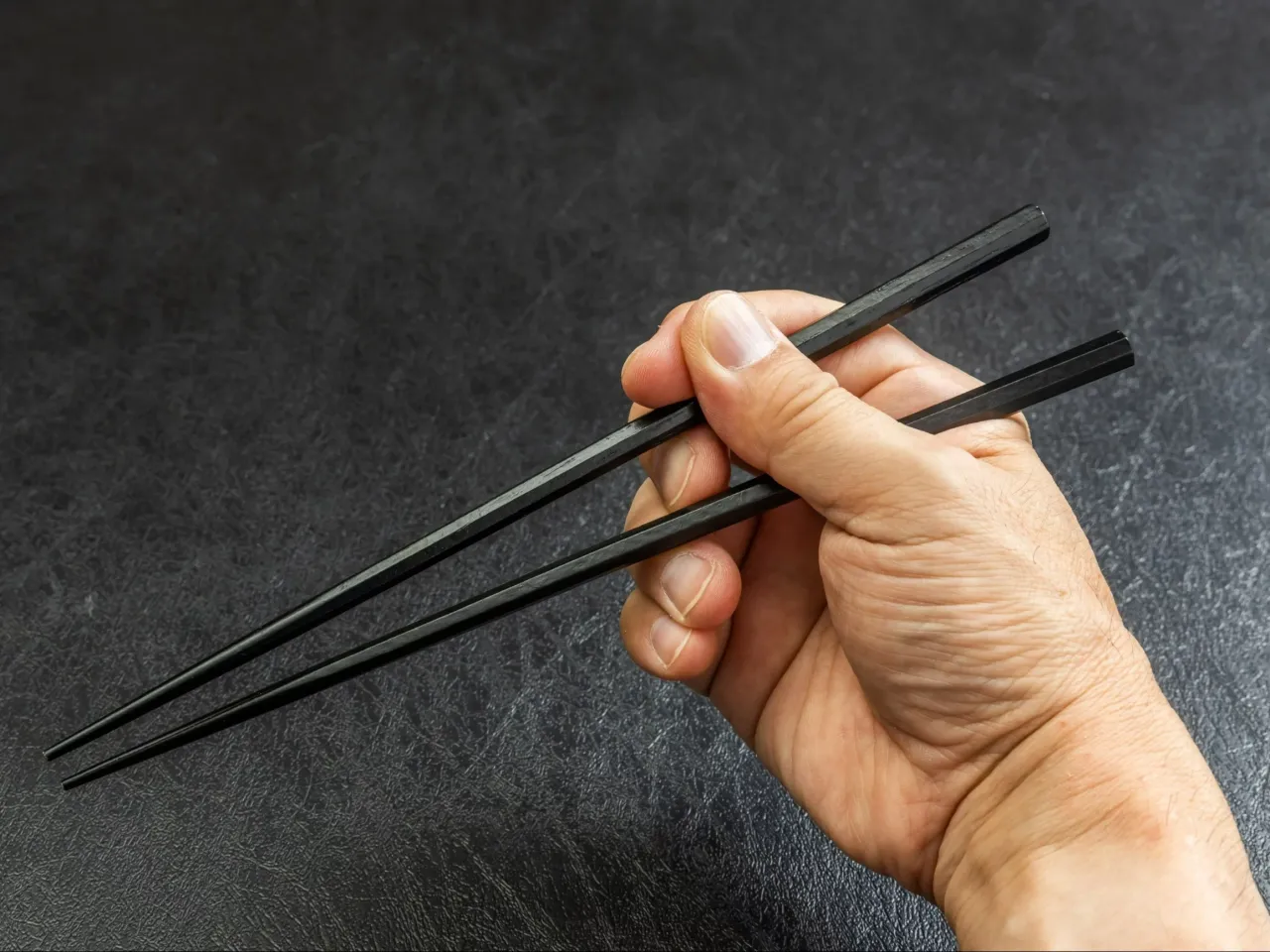 Ramenowa etykieta czego nie robić pałeczkami