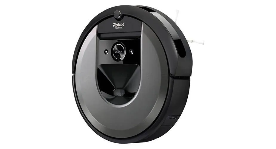 iRobot Roomba i7 w stacji dokującej vs wyłączony