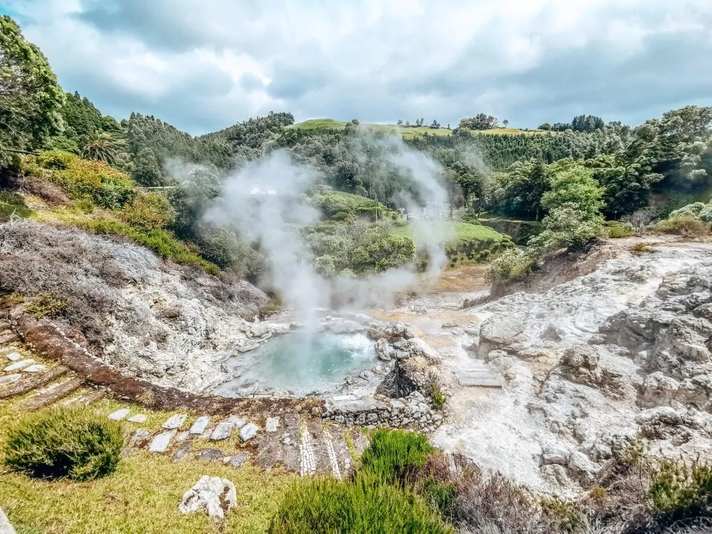 gorące źródła Azory Furnas