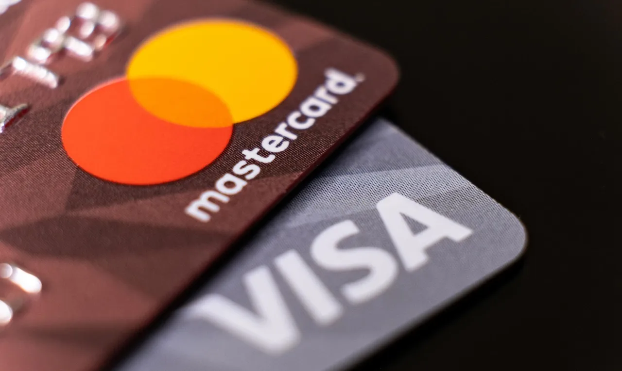 płatność kartą lub bankomat w Wietnamie