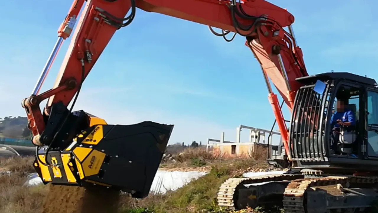 różne typy maszyn budowlanych koparko-ładowarka minikoparka ładowarka