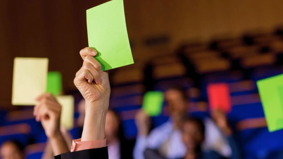 walne zgromadzenie sp&oacute;łdzielni mieszkaniowej głosowanie