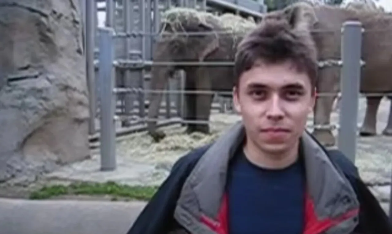 jawed karim me at the zoo