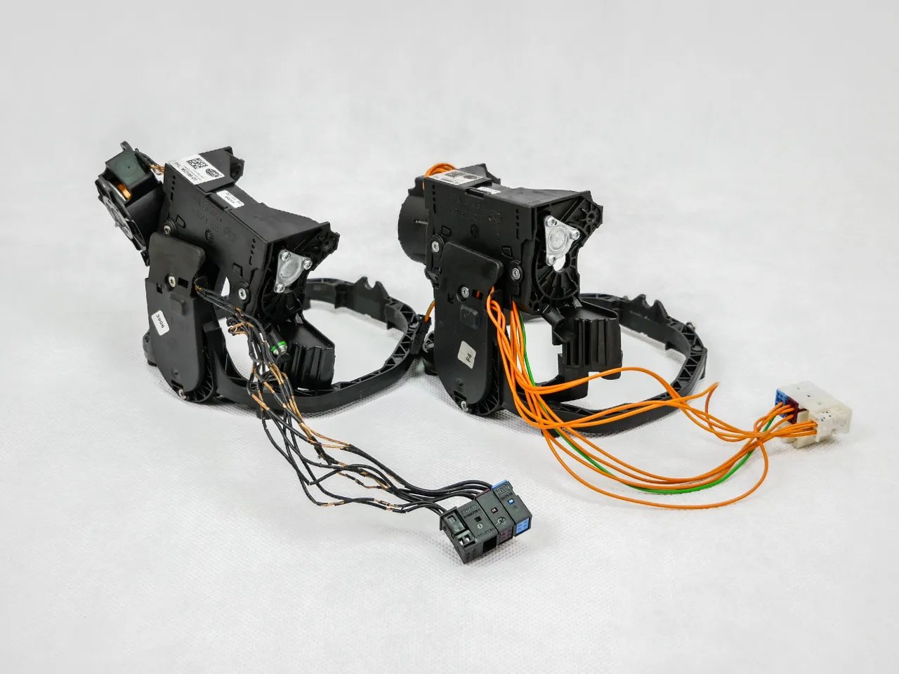 skomplikowana wiązka elektryczna w samochodzie